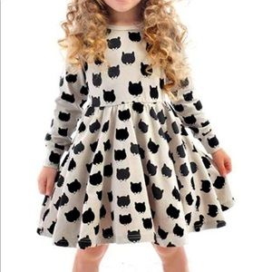 Girls size 140 ( equivalent to size 7 US) grey cats with bow tie dress